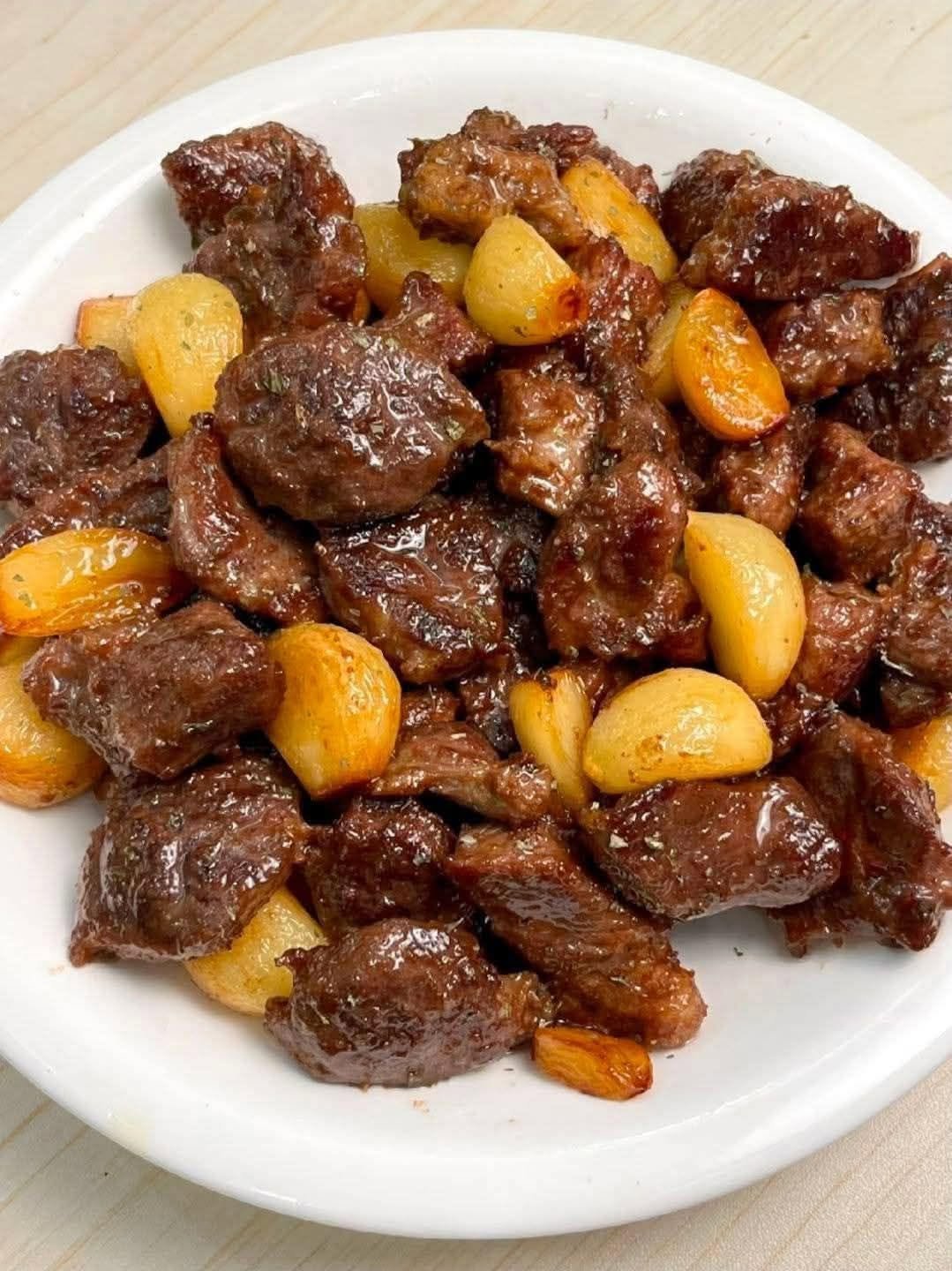 Garlic Steak Bites (20 Minutes)